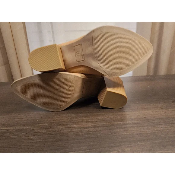 Sun + Stone Modern Microsuede Western Block Heel Booties Boots 7 M Tan BROWN - Picture 11 of 13